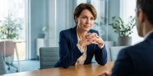 Erfolgreich verhandeln: So überzeugen Sie bei Gehalts- und Projektgesprächen