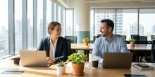 Sicheres Auftreten im Beruf: So stärken Sie Ihre Präsenz am Arbeitsplatz